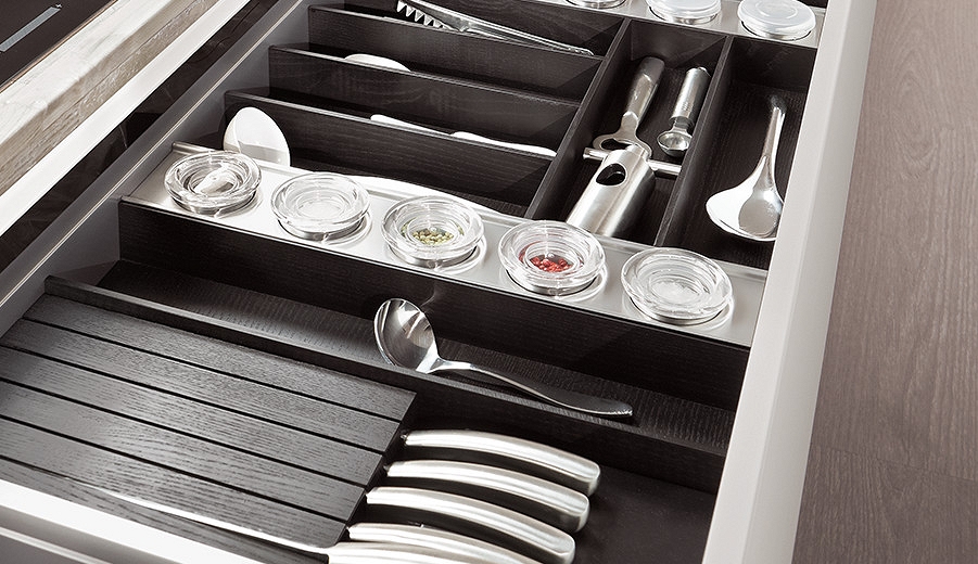 Drawer organisation